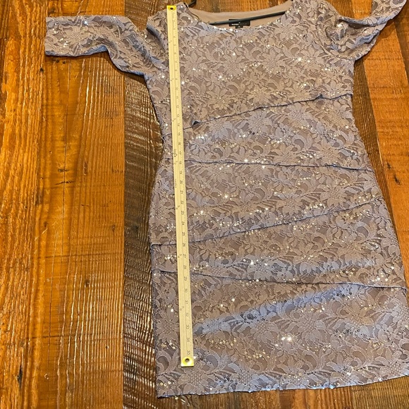 RONNI NICOLE tiered sequins beautiful dress size 14 like NEW, rose gold-ish - Picture 13 of 14